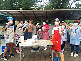 岩手県の陸前高田からの炊き出しボランティアによる炊き出し
