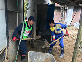 土砂のかき出し