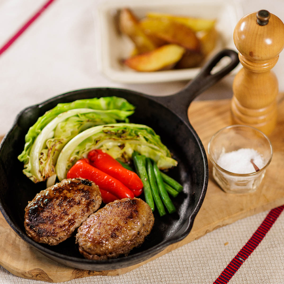 生ハンバーグ調理例