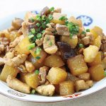若鶏小間切と大根の甘辛煮