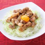 豚バラ味付け細切りとキャベツの丼