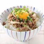 肉そぼろ丼