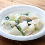 かぶとハム、小松菜のミルク煮
