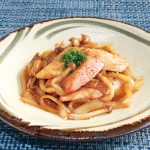 鮭とぶなしめじのバター醤油炒め