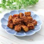 コロコロ厚揚げのごま照り焼き