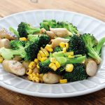 ウインナーとブロッコリーとコーンの炒め物