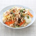 中華だしで塩やきそば